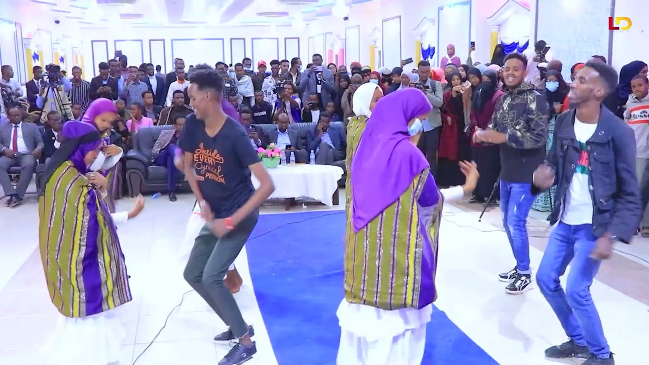 Qaran Band -  Dhaanto -oFFicial Video