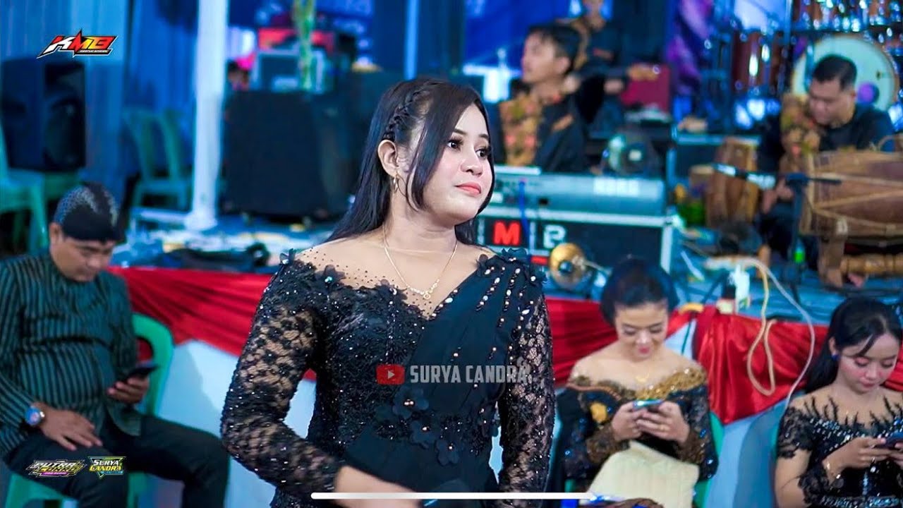 LUNGITING ASMORO- PUTRI CEBRET - KMB GEDRUK SRAGEN - NGILIRAN PANEKAN MAGETAN - PUTRA COKRO AUDIO