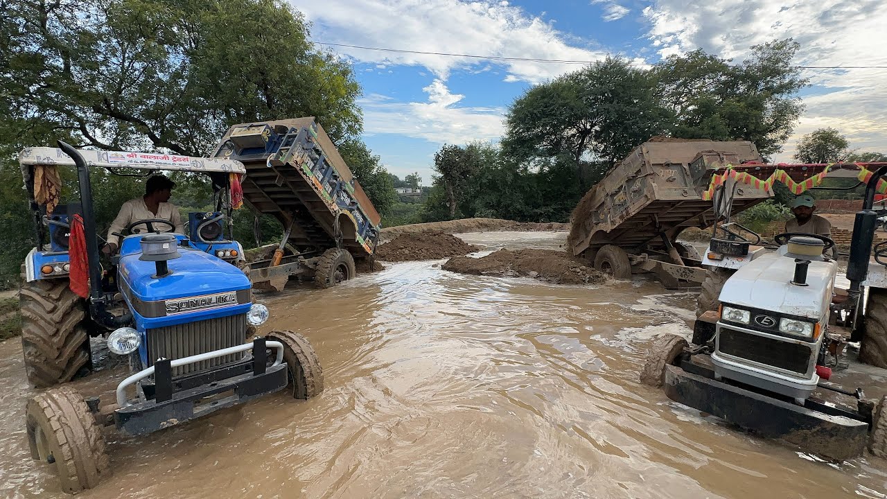EITHER 368 and Sonalika Di-55 SIKANDER Tractor With 2 Trolly Fully Loading With Mud | tractor