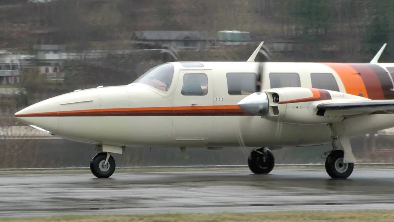 Piper PA-60-601P Aerostar Landing