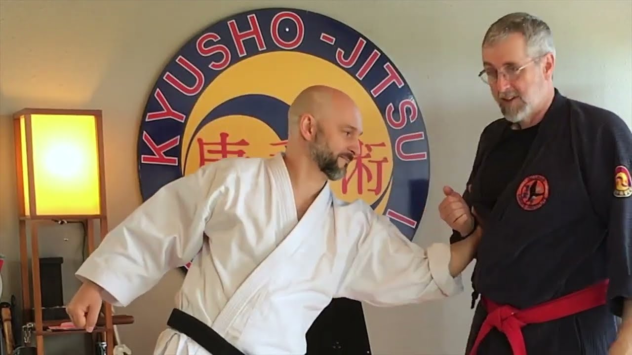 Thomas Sensei  |  Naihanchi Kata Point Striking