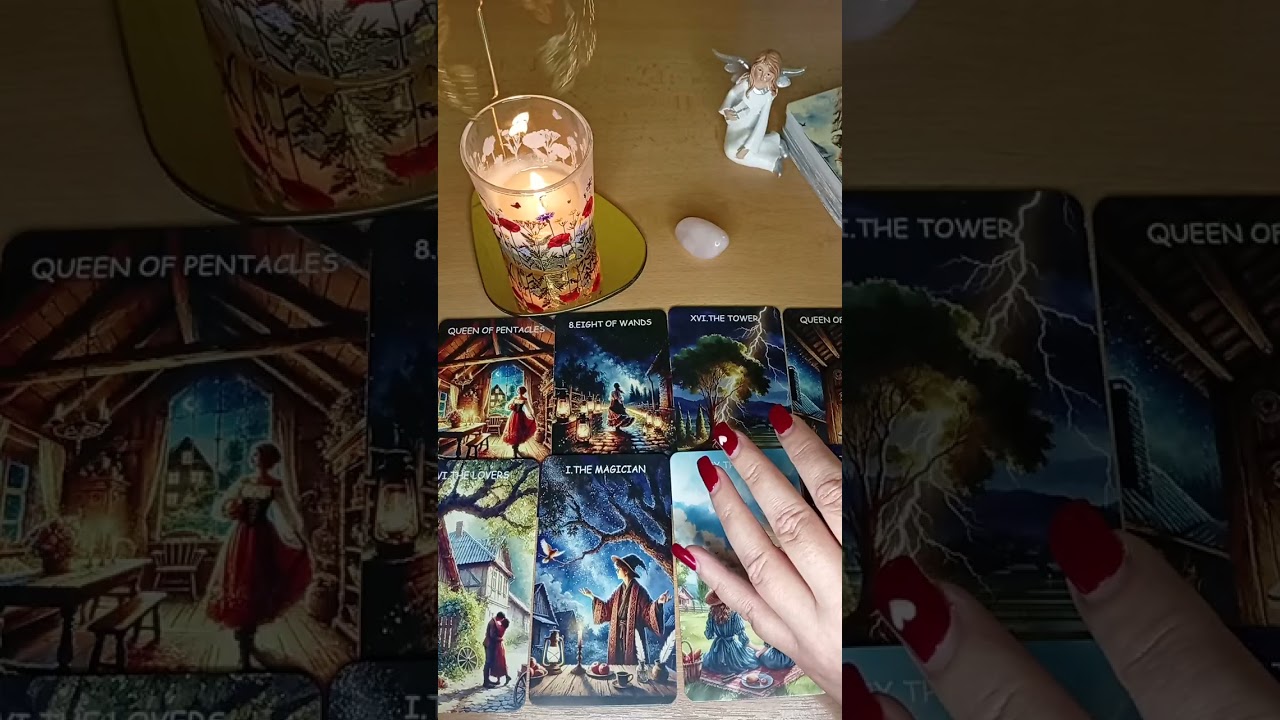 Co cítí v noci, když je sám? ❤️ Udělá kroky k Vám? 🌼 #vzkazprotebe #tarot #výkladkaret #rada #vzkaz 
