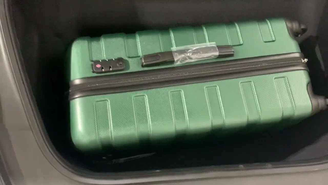 Luggage in my 992 911 Carrera S Frunk #carryonluggage #frunk #porsche911s #992 #airportpickup