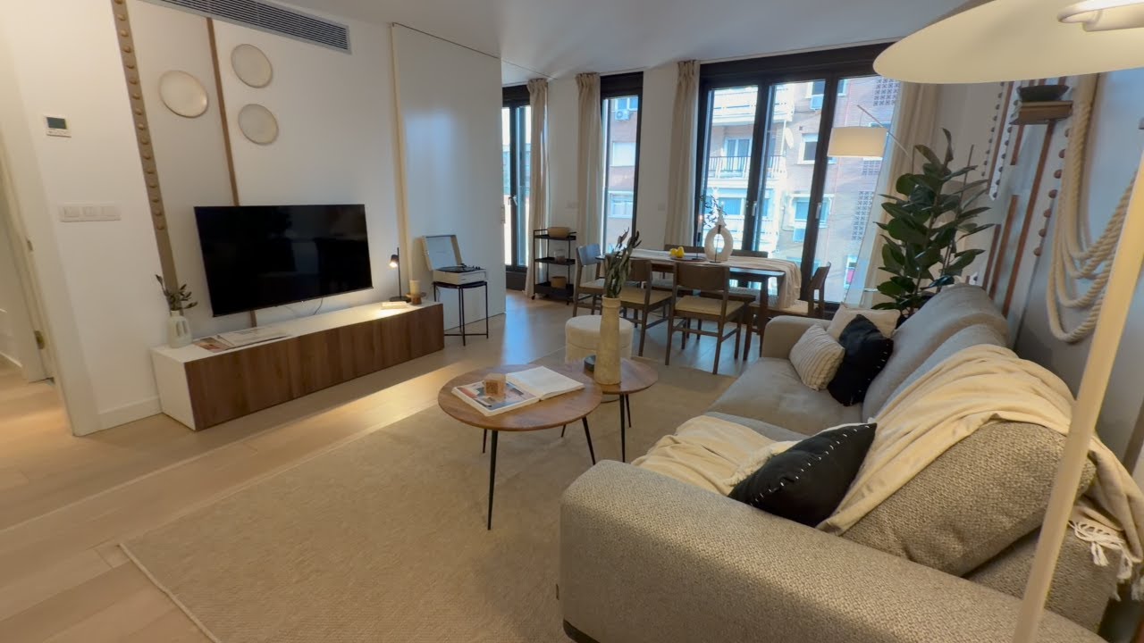 Veri 2 bedroom apartment with terrace in Vallehermoso Madrid