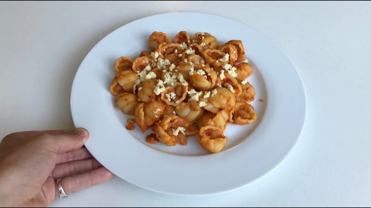 CHILLI BEAN PASTA