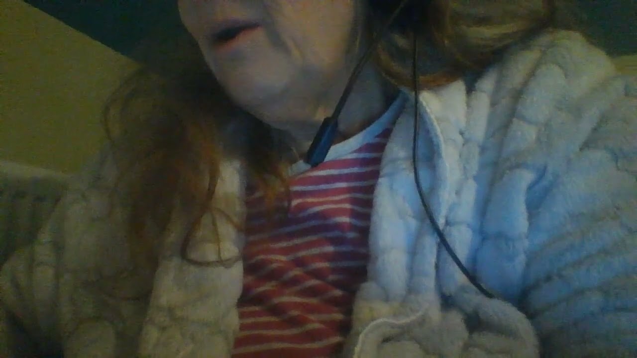 my tongue dips a bikki
