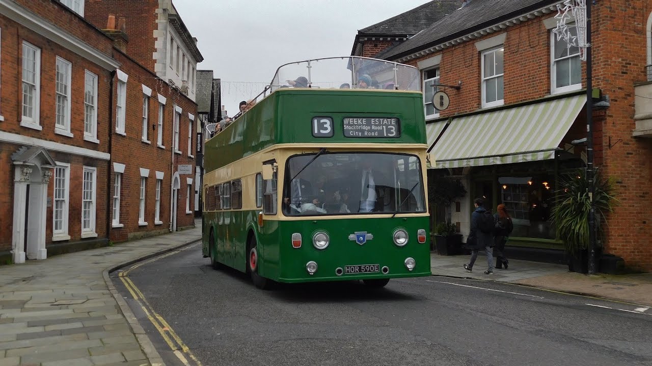 MIND THE TREES! Open Top Bus ride from Winchester - 01/01/2024