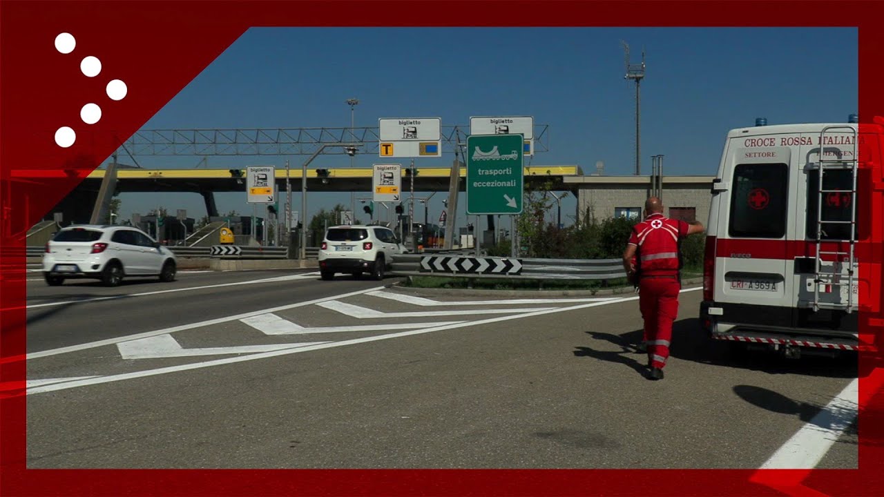 Incidenti in A7: la riapertura del casello di Casei Gerola dopo le lunghe code lungo l'autostrada