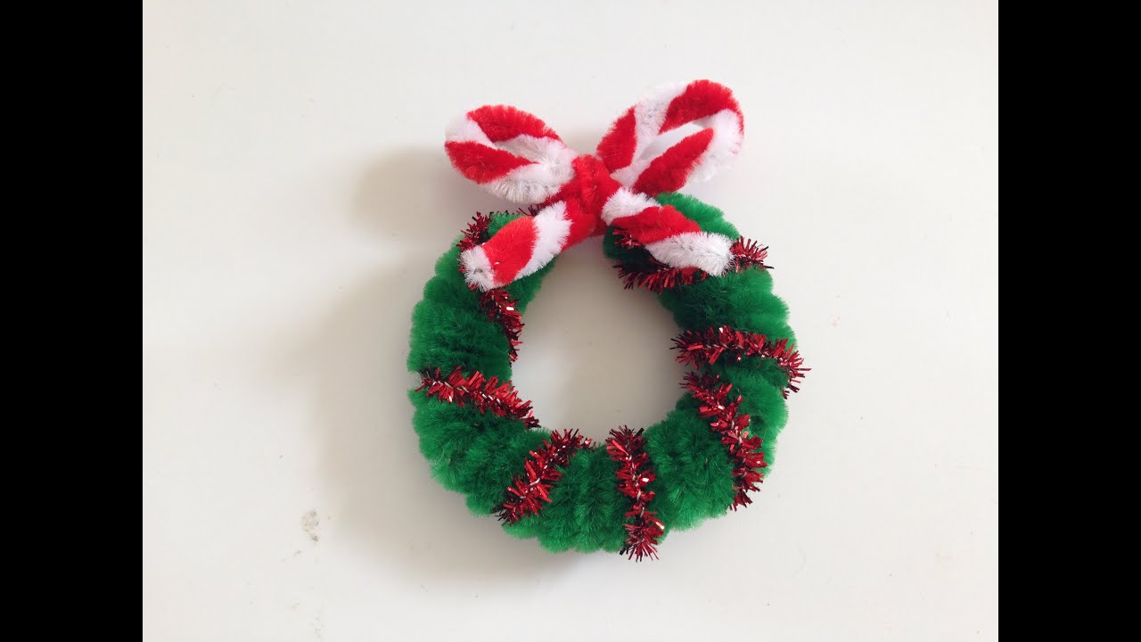 Pipe Cleaner Christmas Wreath 1