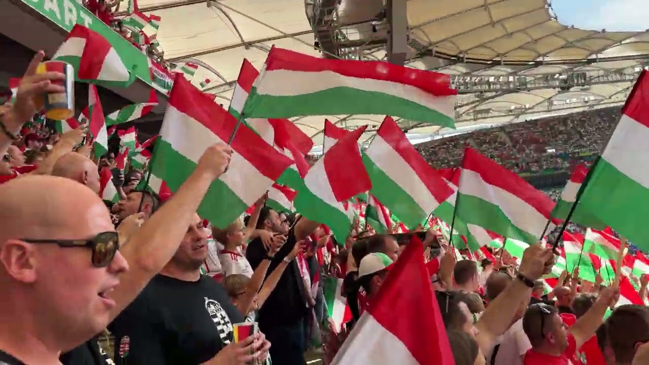 Így szólt a Nélküled Stuttgartban! Hungarian Song With Translated Lyrics: 