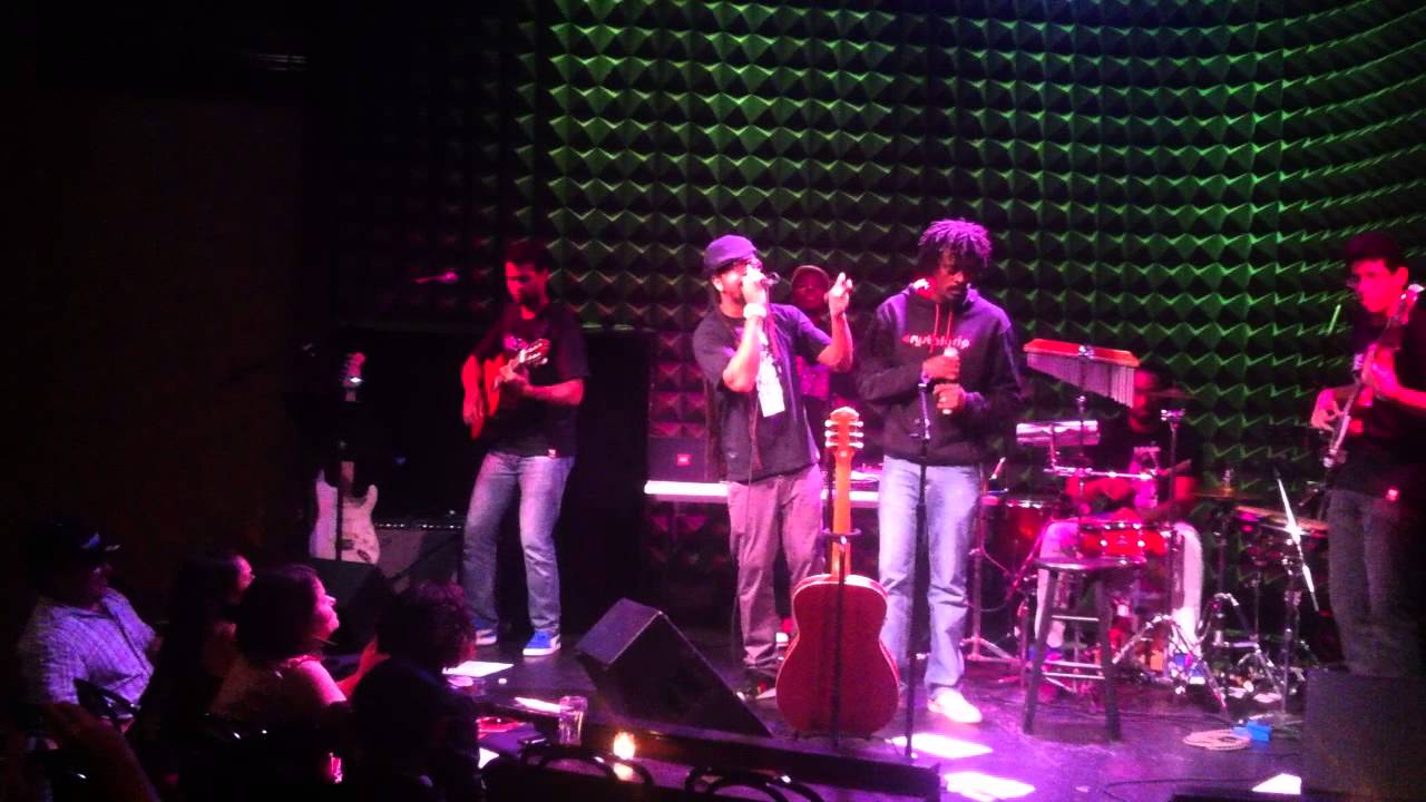 Rael feat. Seu Jorge - Avião (Djavan) at Joe's Pub NYC