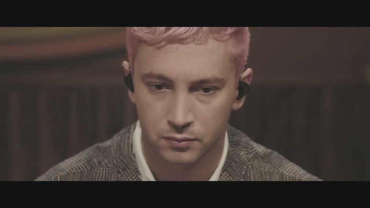 Twenty One Pilots- I AM CLANCY OVERCOMPENSATE Mashup