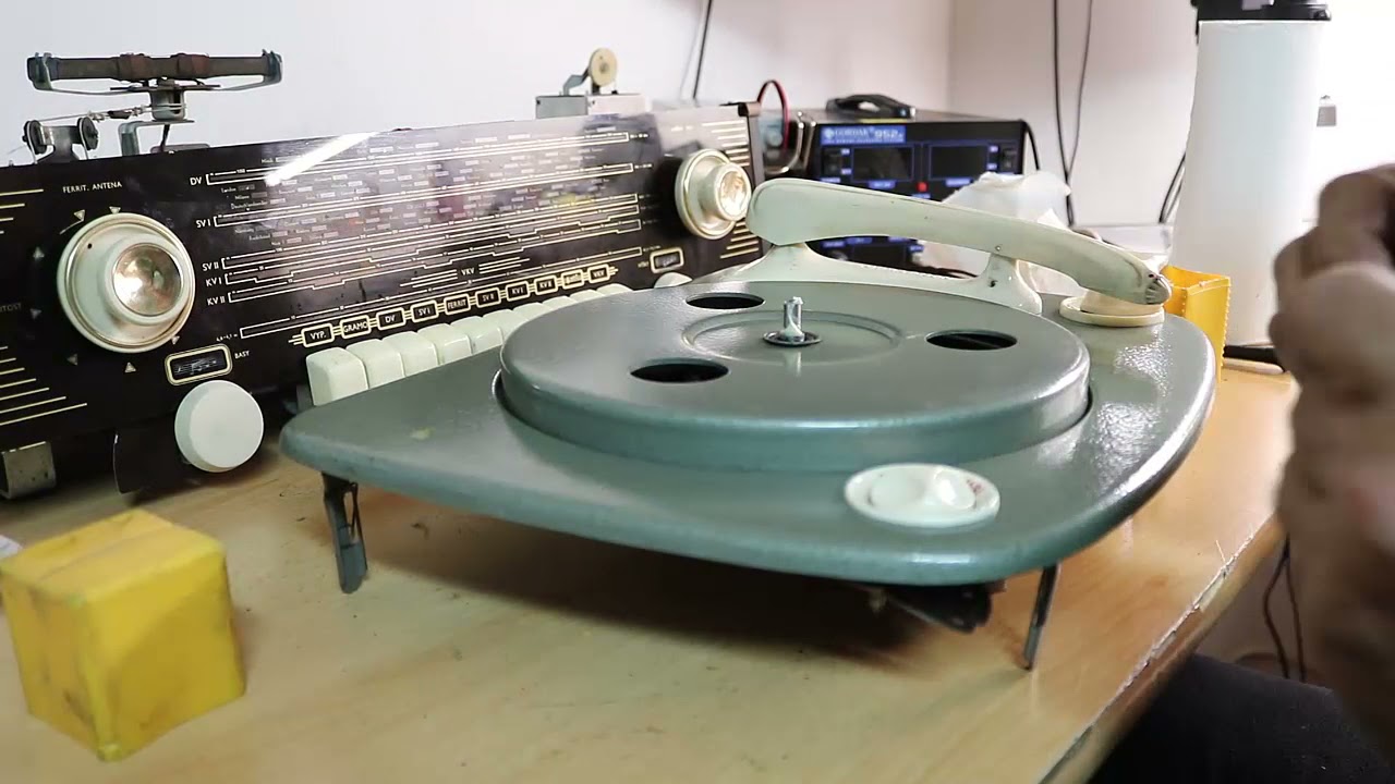 Tesla Maestro II 1106A Vyčistenie a spojazdnenie gramofónu 3 časť