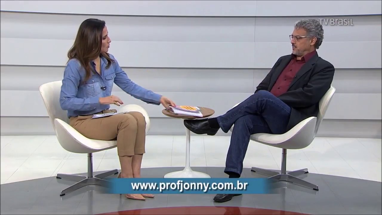 Entrevista TV Brasil sobre livro: Trabalho de Come&ccedil;o de Carreira-  uma guia coaching para seu TCC