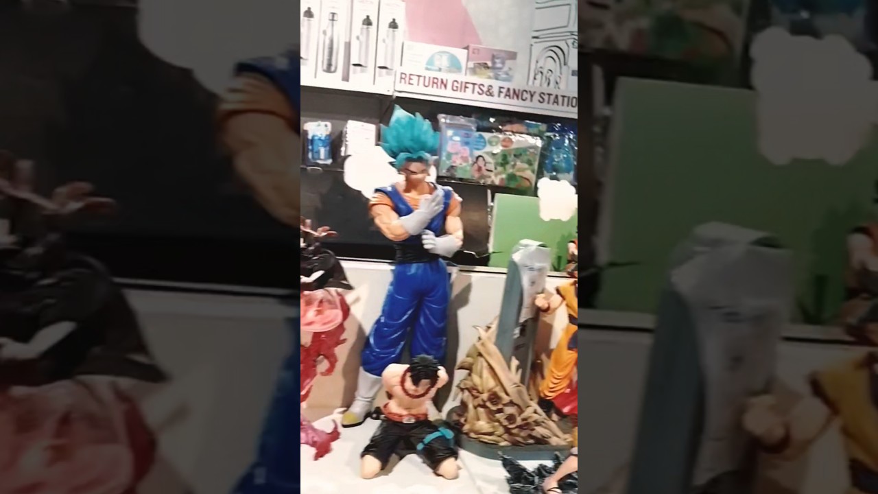 Action figures on kanpur metro... 😮😵&zwj;💫..... #trendingshorts #travelvlog #souravjoshivlogs#funnyshort