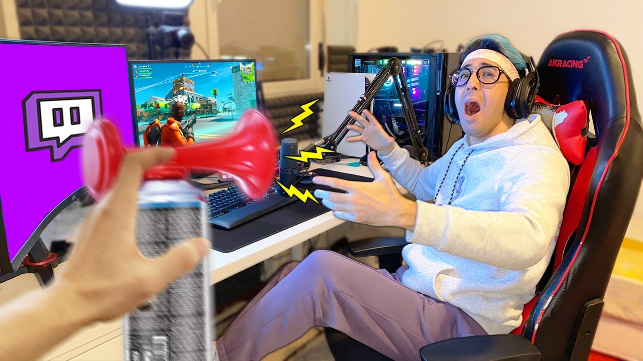 TROLLO TEKNOYD MENTRE &Egrave; IN LIVE *ASSURDO* 😱