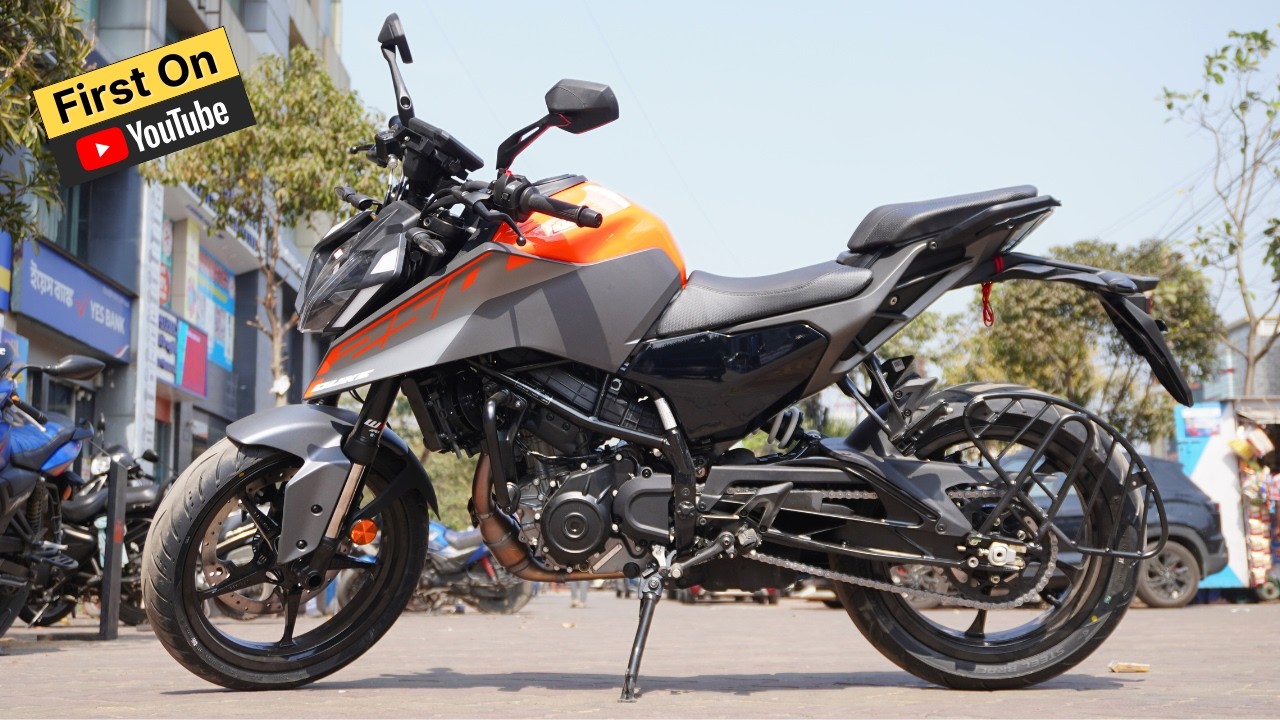 2026 KTM DUKE 250 Orange Grey Review - On Road Price & All Colors | Mileage