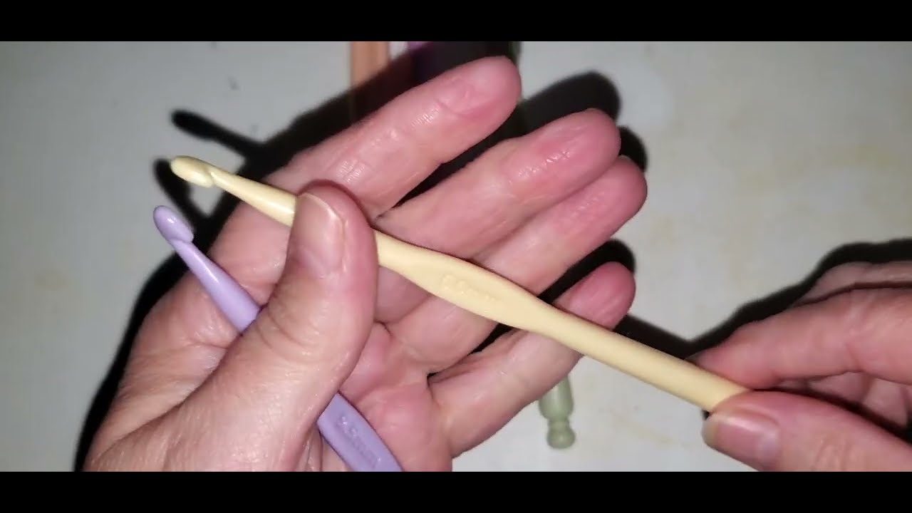 Dollarama Crochet Plastic Hook Review  October 15, 2025