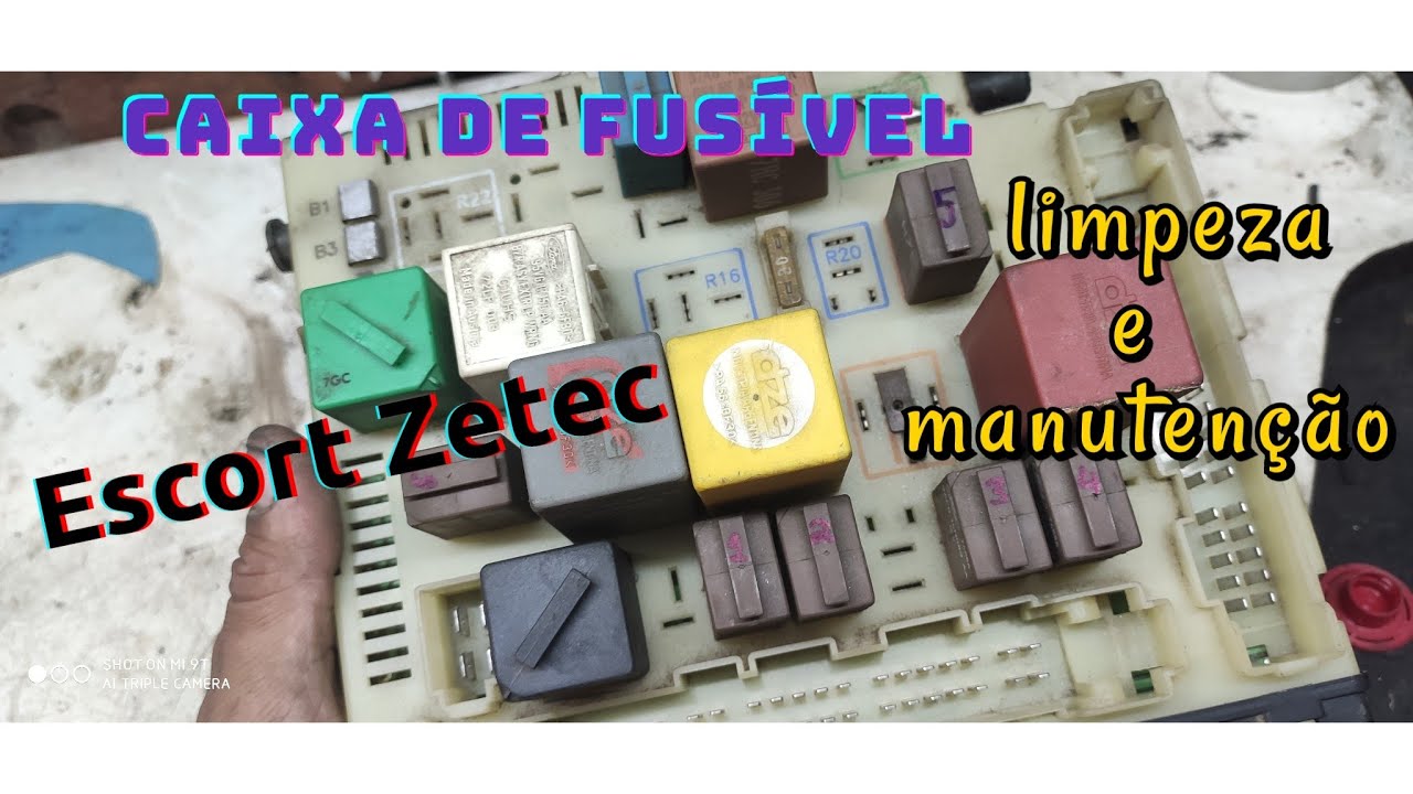 caixa de fusível e relés - Escort Zetec