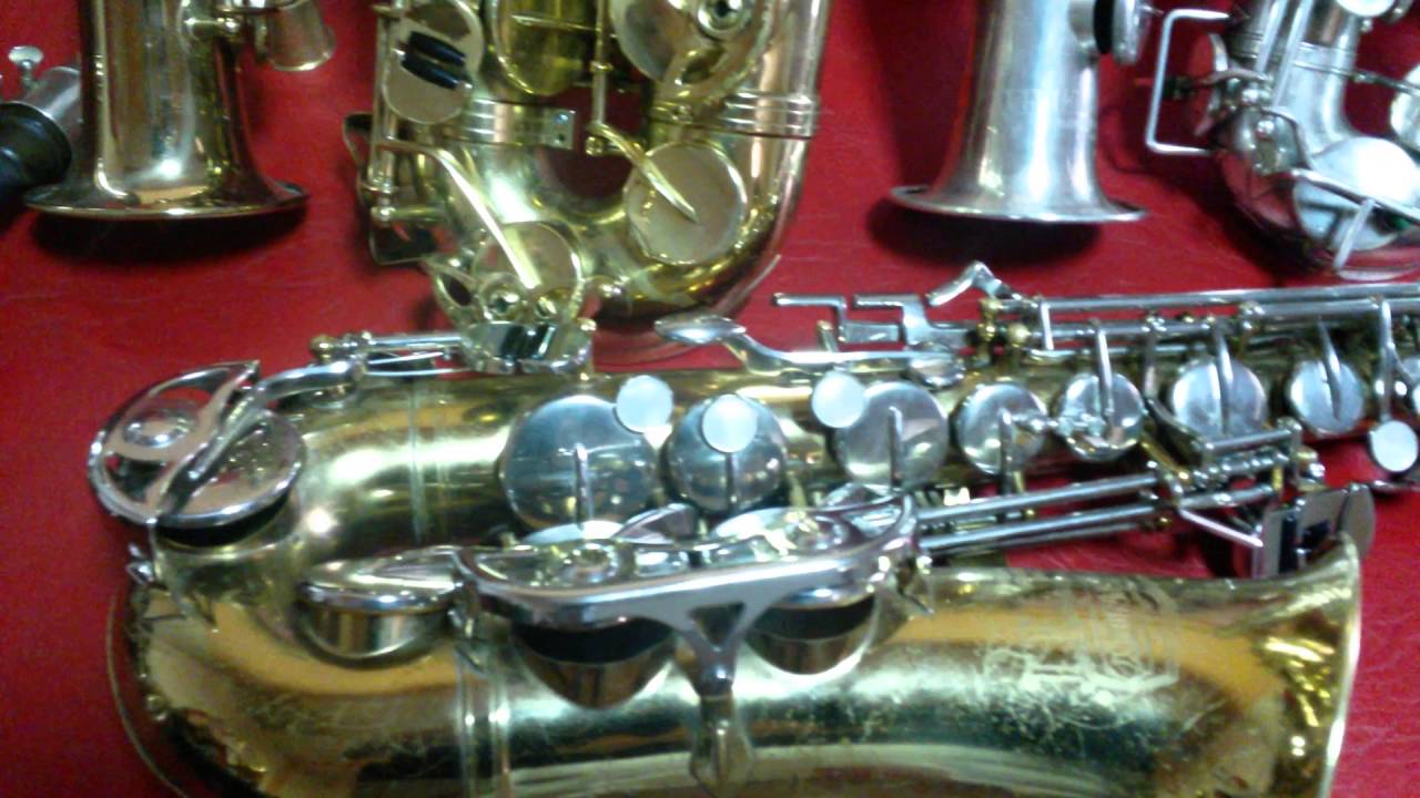 Predau cursuri de saxofon,sopran,taragot