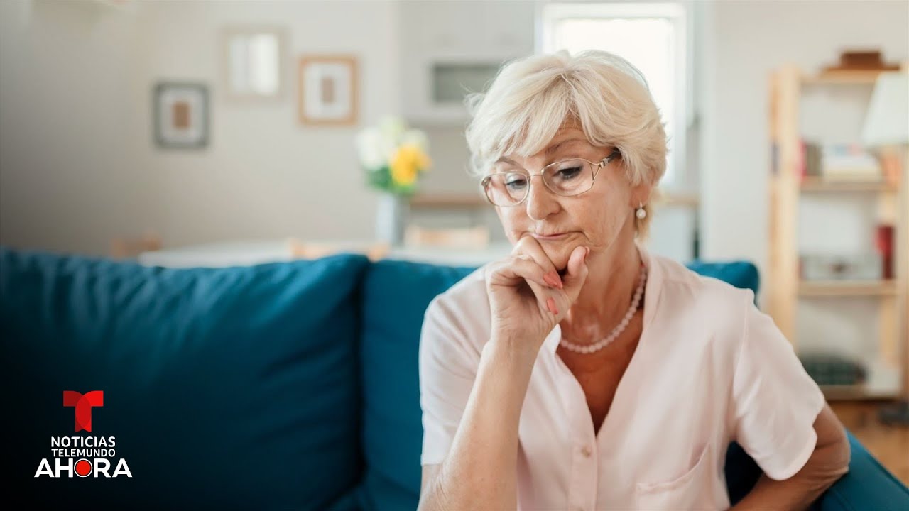Doctora explica que hormonas para la menopausia no aumentan el riesgo de cáncer | Noticias Telemundo