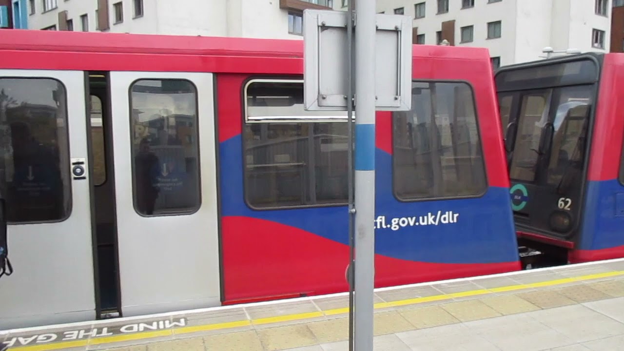Trains at Greenwich (1/05/2021)
