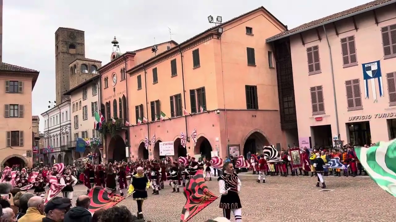 Sbandieratori ad Alba (3)