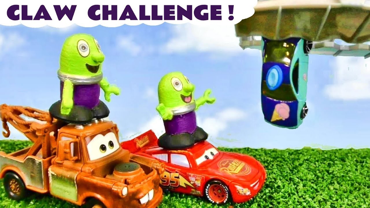 Funlings race their Cars in the daring Claw Challenge