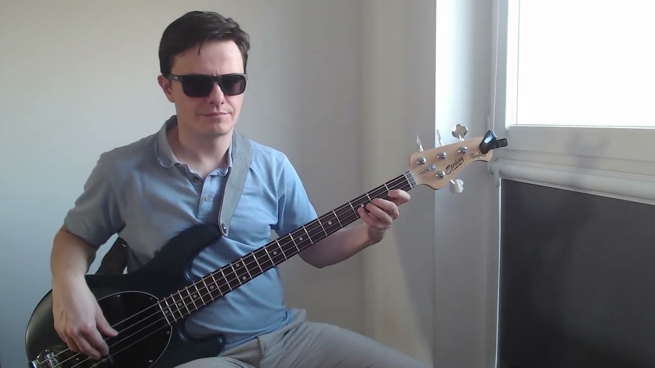 Easy Lover (Phill Collins, Philip Bailey) - bass cover / playalong