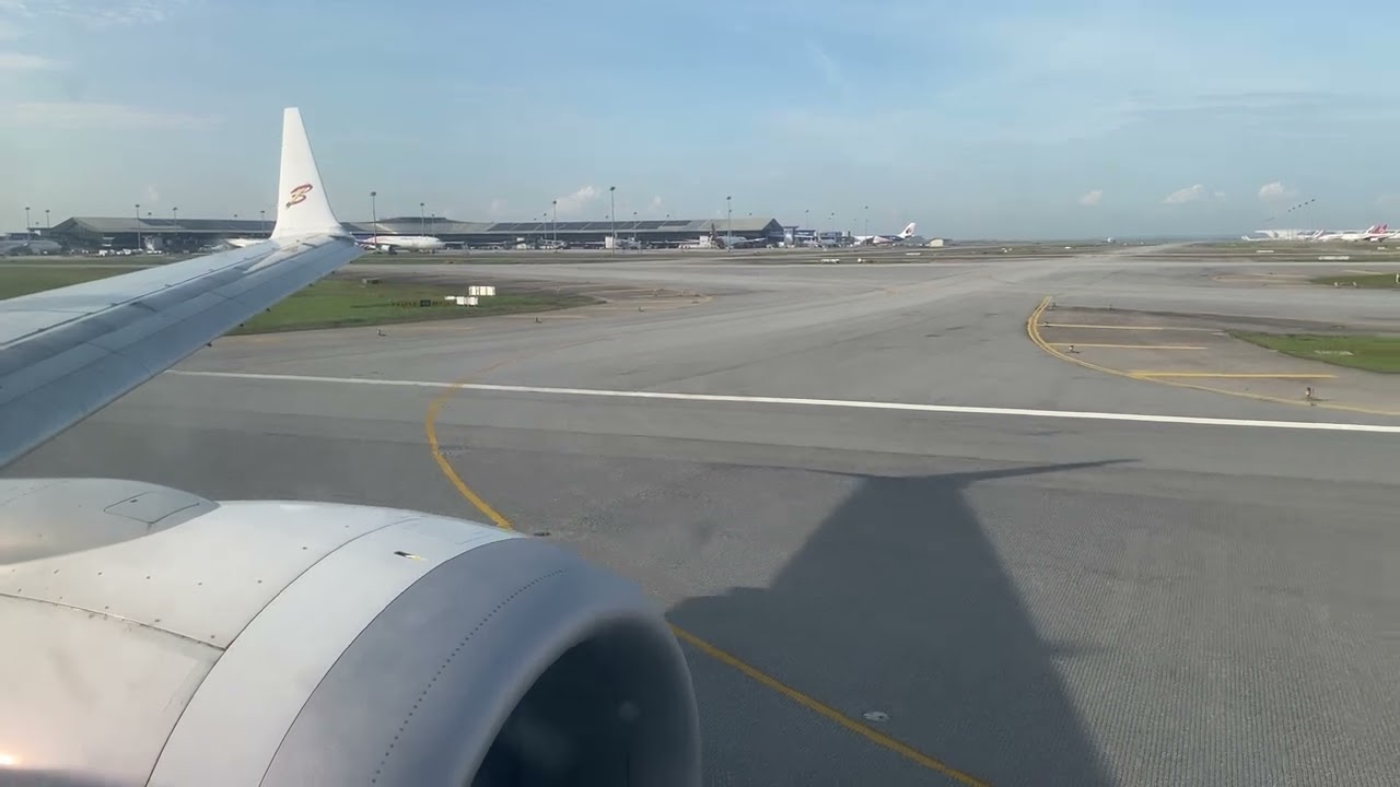 [14/12/2024] Batik Air Malaysia - Boeing 737-8 MAX Takeoff at Kuala Lumpur International Airport
