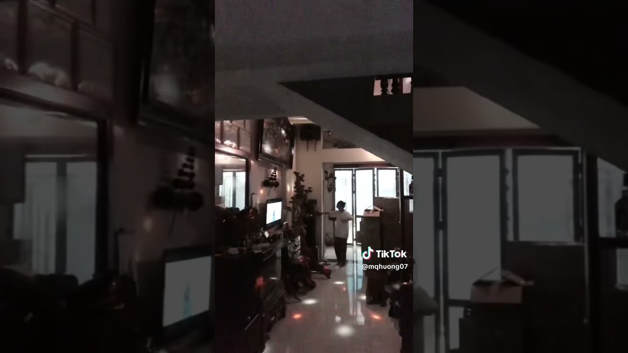 Trend khoe nh&agrave; mới #nhamoi#tatden #trend