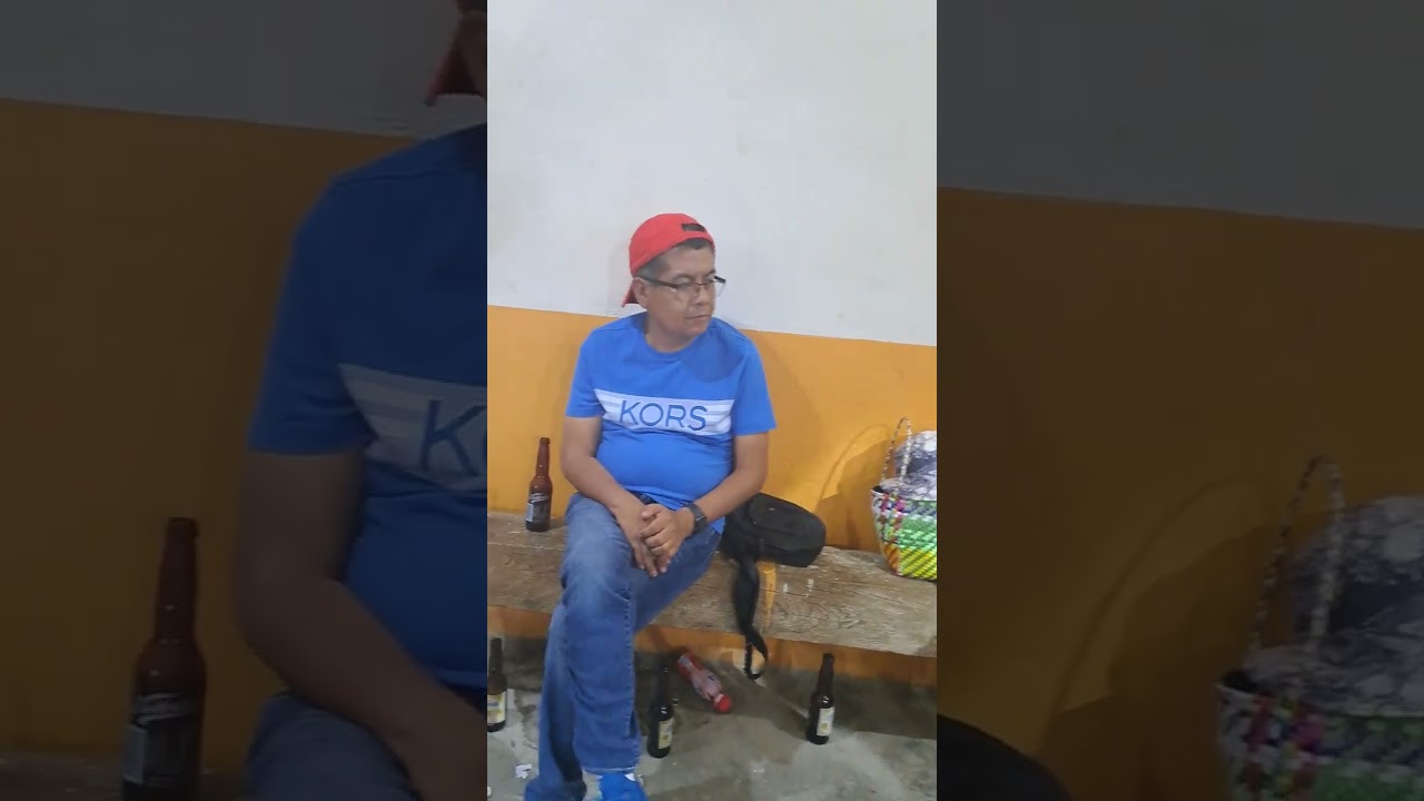 Banda Vega tocando chilenas en la Cofradia de San Miguel Ahuehuetitlán