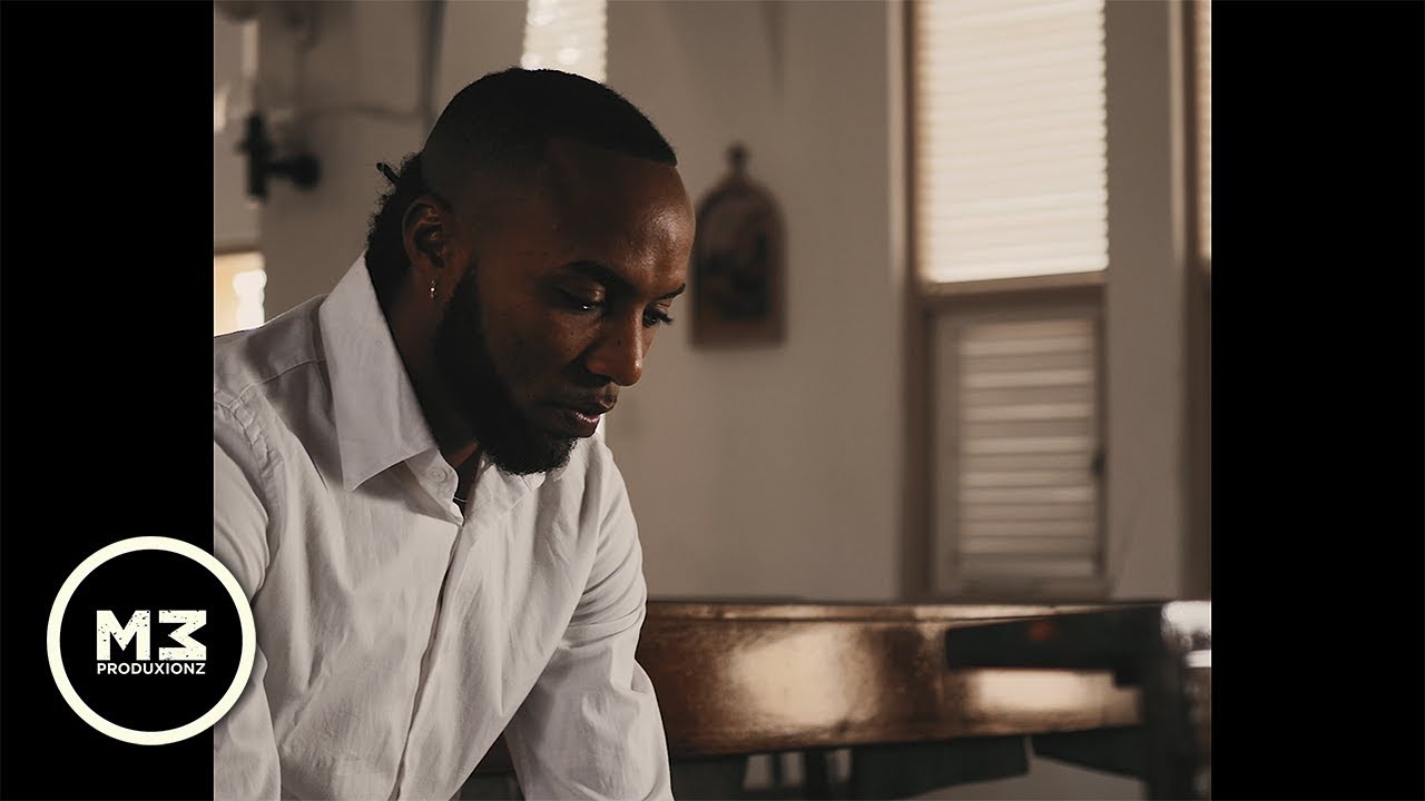 Mini Eyes - Bini Bek (Official Video)