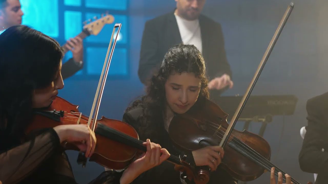 ԷԼԵԳԻԱ