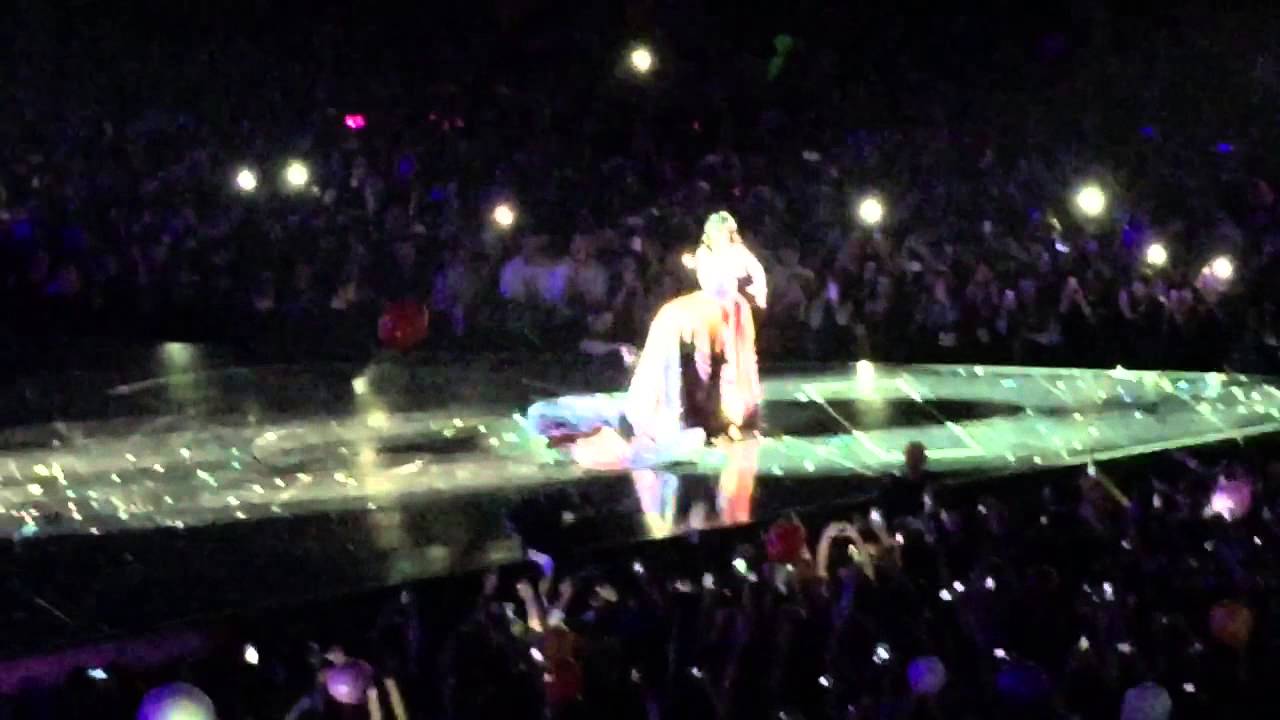 Katy Perry firework @ Milano 21022015