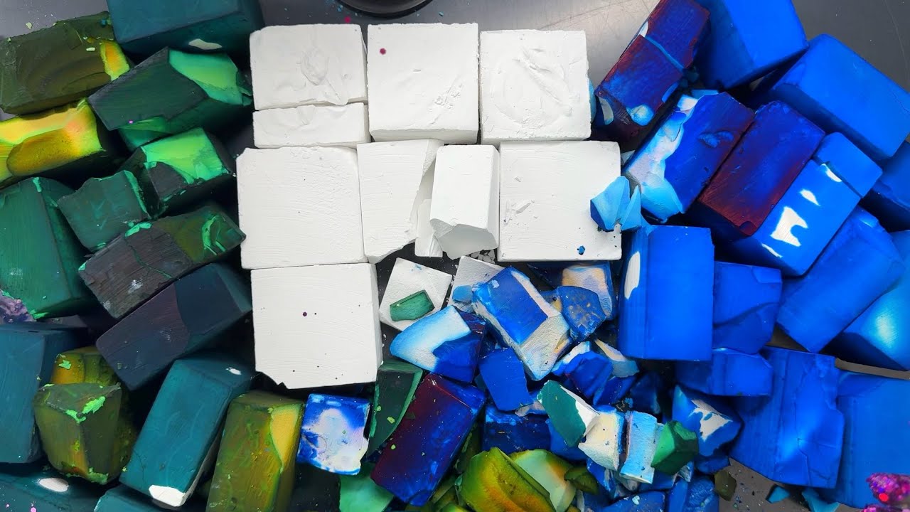 Mini Mass Crush of Dyed Shades of Blue and Green💕