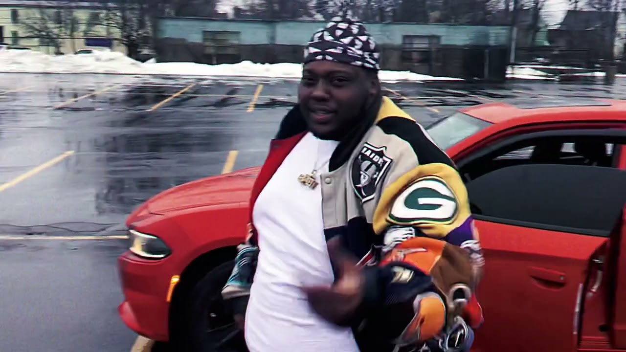 Laane v - wrong time (official video)