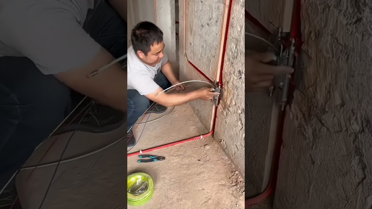 Wire pulling auxiliary tools