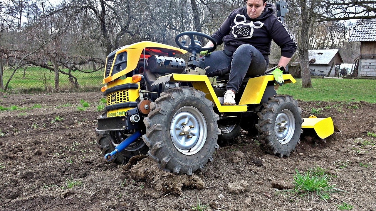 Mini tractor Progarden Campo cu freza