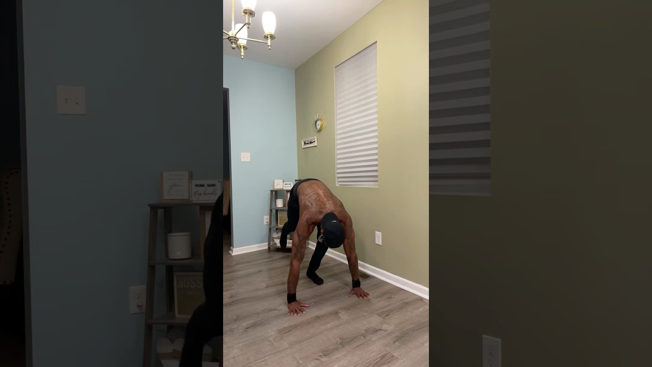 Handstand tips for beginners 