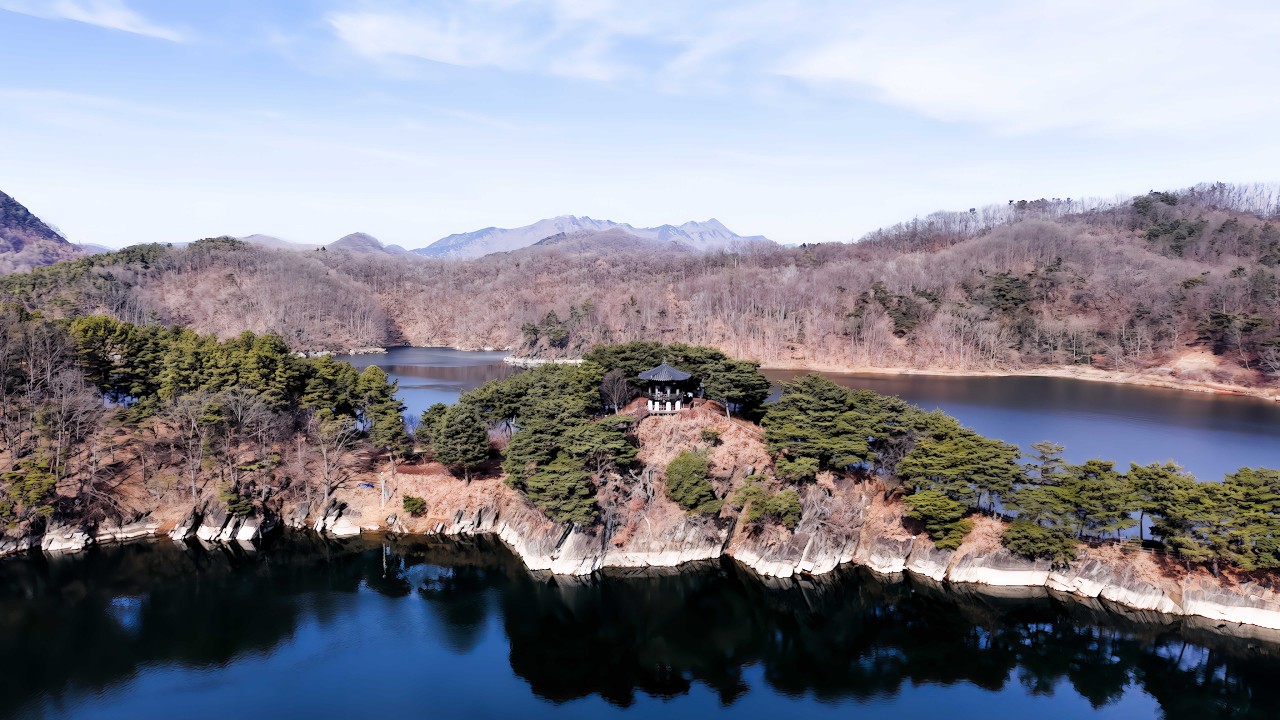 [Drone shot 4K]  옥천 부소담악(芙沼潭岳), 사계절 풍경따라 망향의 그리움도 피고 지고 Scenery of Korea | 드론촬영(Welcome-Anyone)