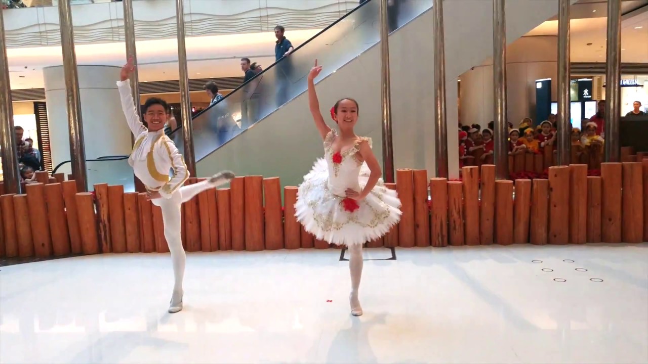 Spanish Dance @ The Elements ~ December 2016