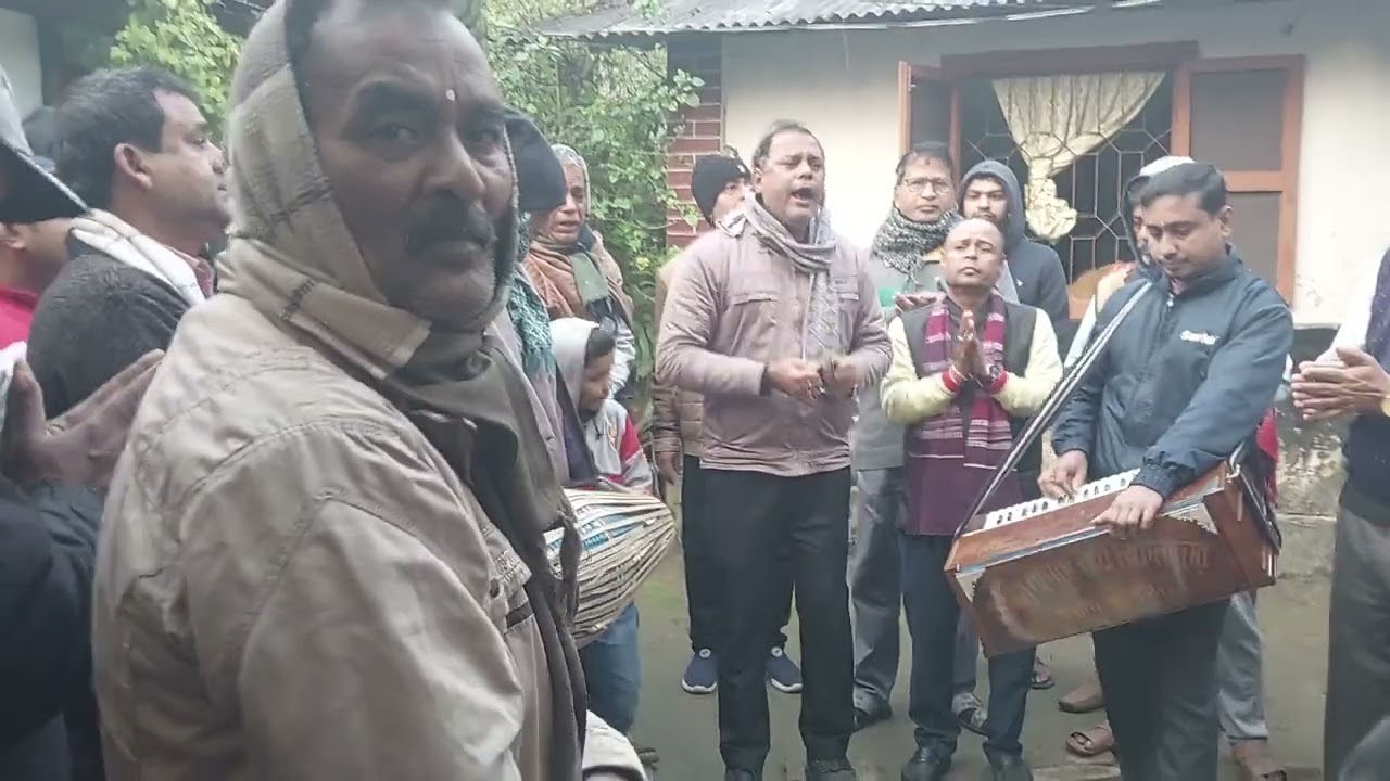 মাধা জেনে আয় নদীয়ায় কি মধুর ধ্বনি শোনা যায় অসাধারণ একটি ভজনগীত - হরে কৃষ্ণ #হরেকৃষ্ণ #জয়রাধে #song