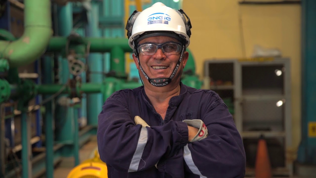 Cuidamos nuestra vida usando los EPP: la importancia del casco