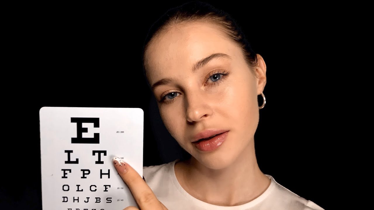 ASMR Relaxing Eye Exam Roleplay 🤓 | Light Triggers, Focus Test & Eye Chart