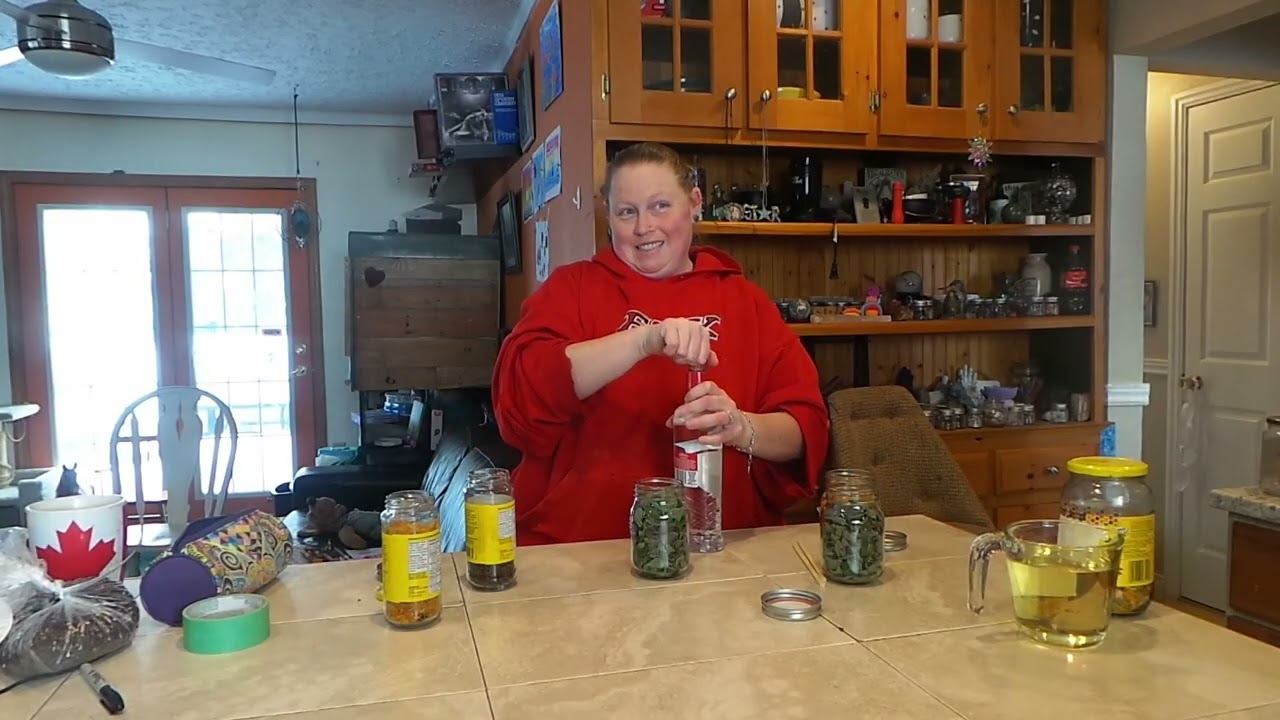 Come Start Some Tinctures and Oils With Me!
