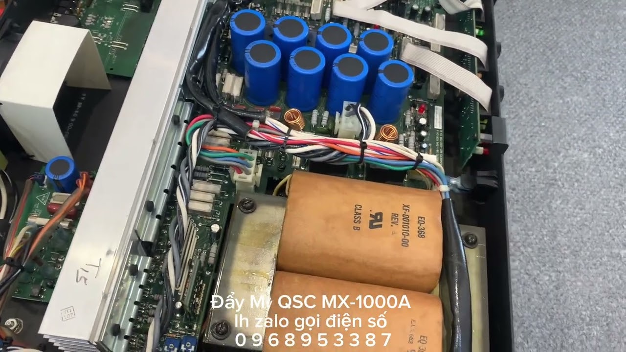 Đẩy Mỹ QSC MX-1000A