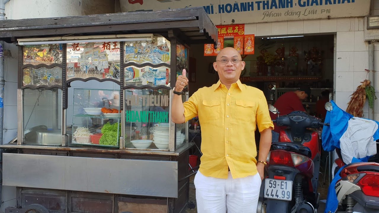 Food For Good Eps 99 | Tiệm hủ tiếu mì hoành thánh nguời Hoa 3 đời vẫn tấp nập khách ruột