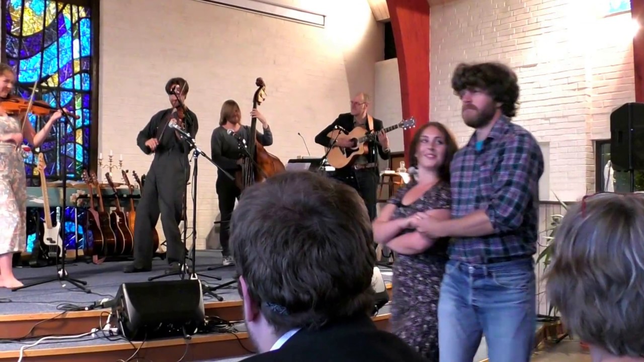 Pärongrisen - Visskolans och Folkmusikernas avslutningskonsert i Mariborgskyrkan 2017