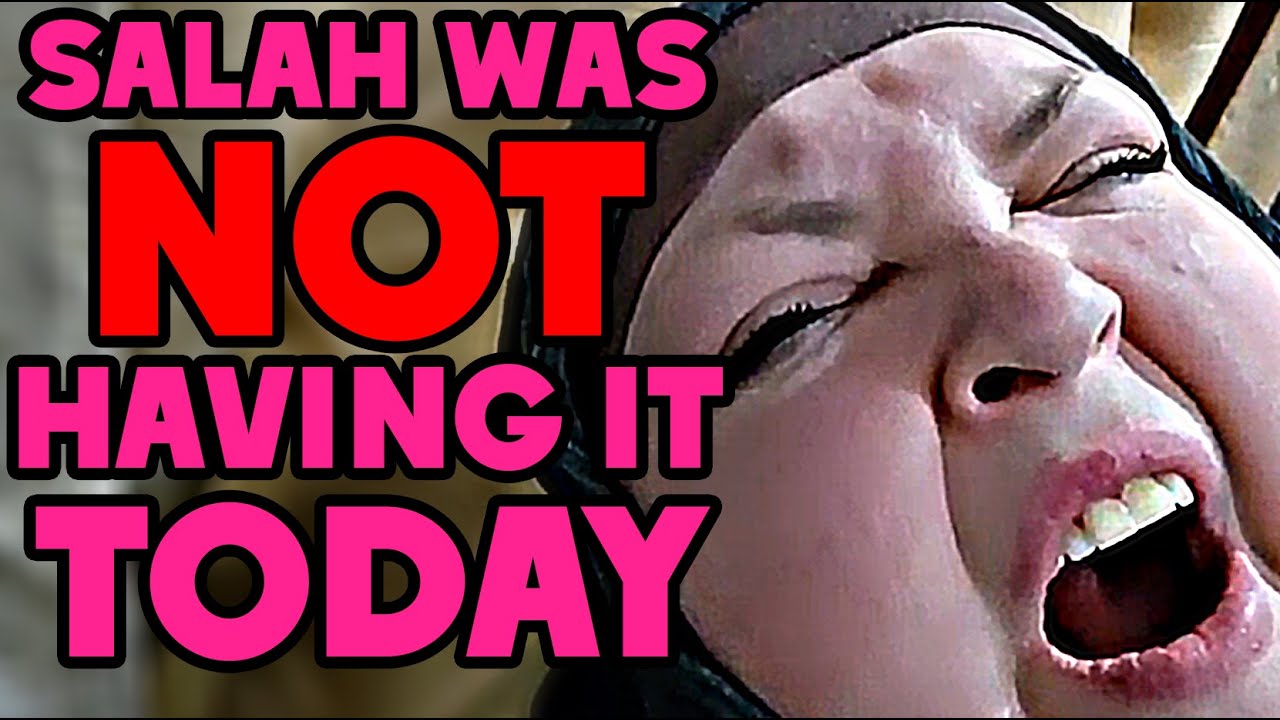 foodie beauty's AWKWARD & WEIRD CHUCK E CHEESE PIZZA ft. SALAH IS OVER HER - liveestream reaction